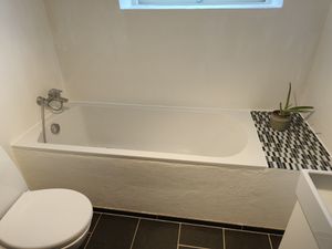 Fugning af badeværelser og vådrumn Billede af et badeværelse som er blevet fuget af Fugemand Winther